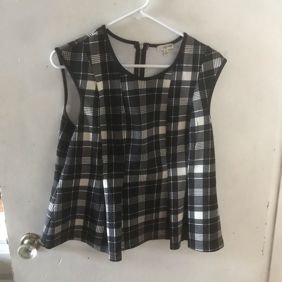 Plaid peplum top - Picture 2 of 3